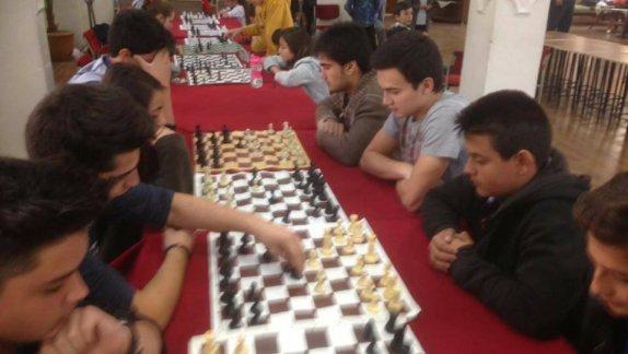 Cumhuriyet Satranç Turnuvası Düzenlendi.