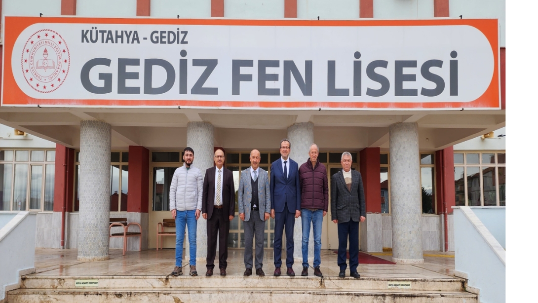 İl Millî Eğitim Müdürümüz Hasan BAŞYİĞİT'in Gediz Fen Lisesini ziyaretİ